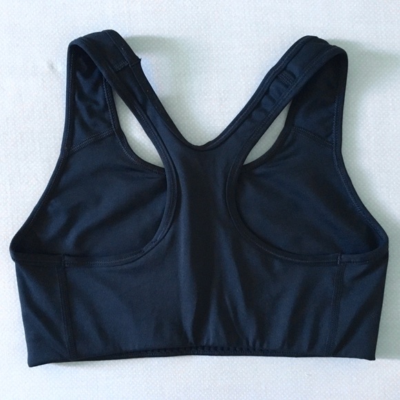 Nike sports bra - Picture 2 of 3